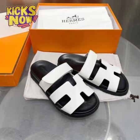 HERMES CHYPRE SANDAL BLACK WHITE - H22