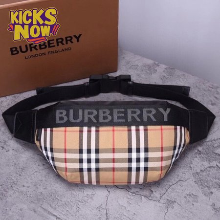 Burberry Bum Bag Vintage Check Medium Archive Beige/Black