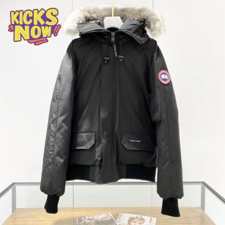 Canada Goose Bomber Down Jacket