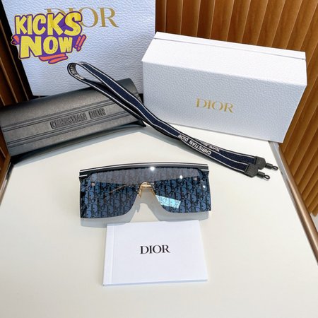 Dior DIORCLUB M1U Sunglasses Navy Blue