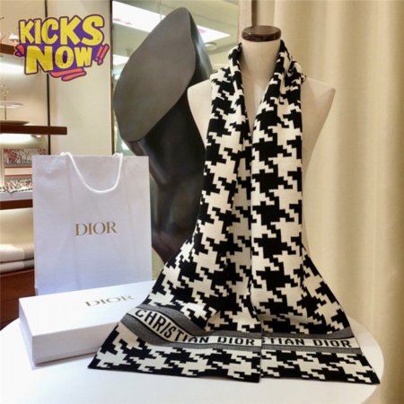 dior 30 montaigne scarfs