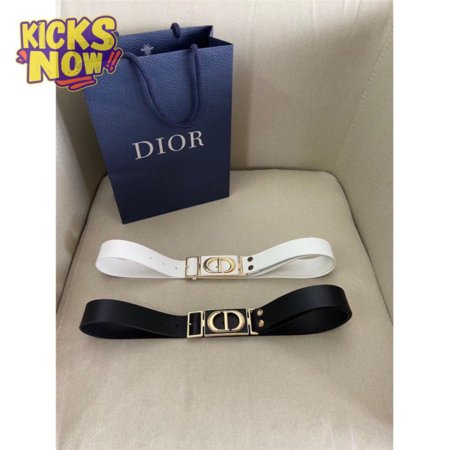 Dior CD 30 Montaigne belt