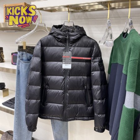 Prada 20SS Down Jacket MC330208