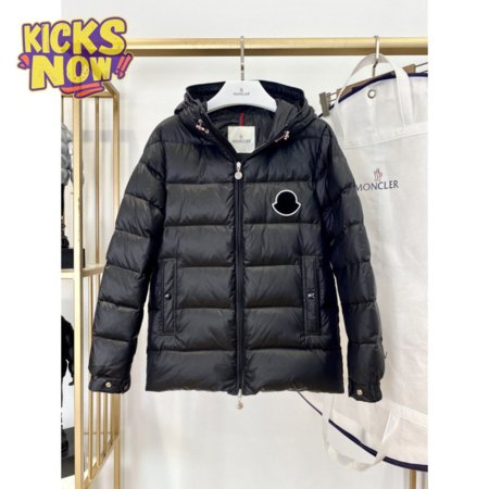 Moncler 2020 Down Jacket MC330044