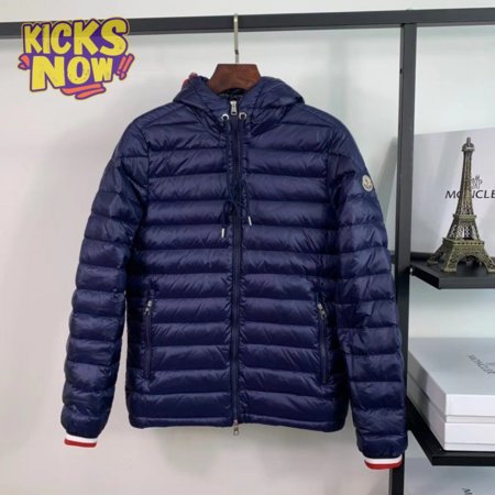 Moncler 2020 Down Jacket MC330052