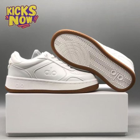 Alo Yoga Recovery Mode White