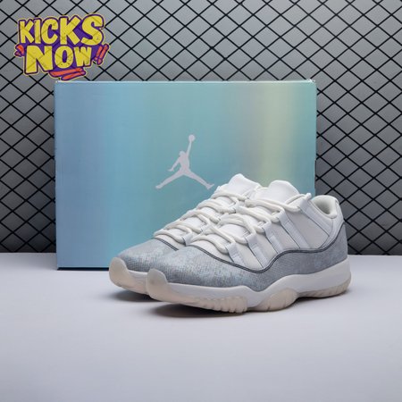 Air Jordan 11 Low "Year of the Snake" HQ7000-001 Unisex